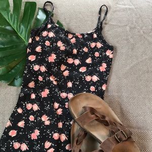 🌸SWEET🌸 Navy and Pink Camisole Tank